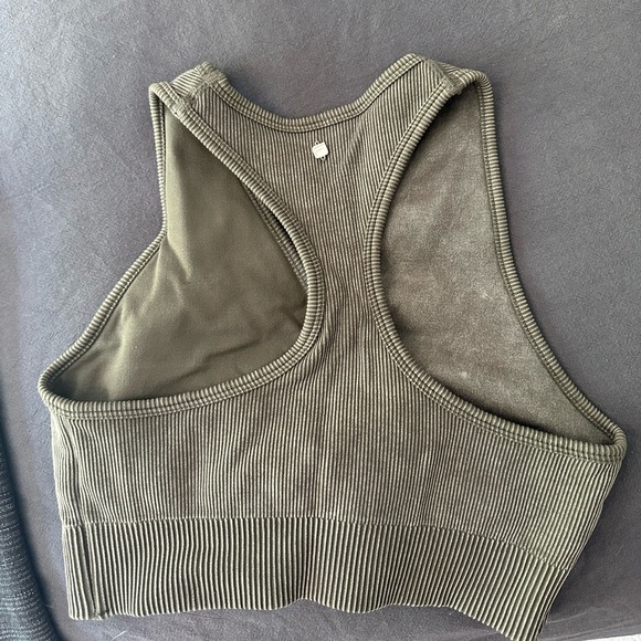 Fabletics Seamless Rib Bra - Picture 6 of 7